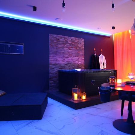 Suite Blue Jacuzzi Le Breuil  Zewnętrze zdjęcie